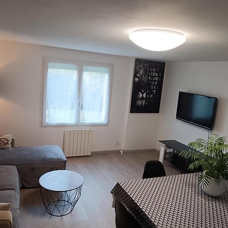 Maison A La Campagne Biras Екстериор снимка